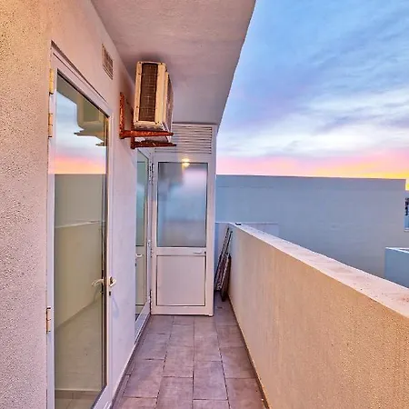 Beautiful, 2br Penthouse With Large Balcony + Bbq By 360 Estates شقة