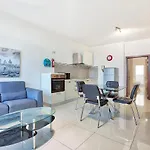 Apartment Beautiful, 2br Penthouse With Large Balcony + Bbq By 360 Estates *
