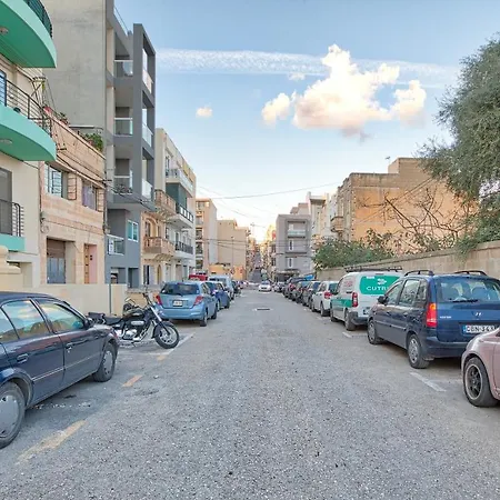 Beautiful, 2br Penthouse With Large Balcony + Bbq By 360 Estates * Gzira