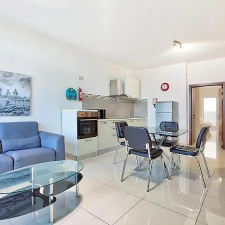 아파트 Beautiful, 2br Penthouse With Large Balcony + Bbq By 360 Estates *