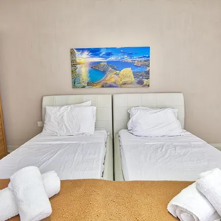 Beautiful, 2br Penthouse With Large Balcony + Bbq By 360 Estates 아파트 *